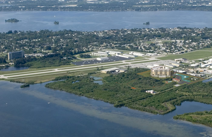 River Fly-In Condominiums | 715 Pilot Lane, Merritt Island, FL 32953, USA | Phone: (321) 506-6065