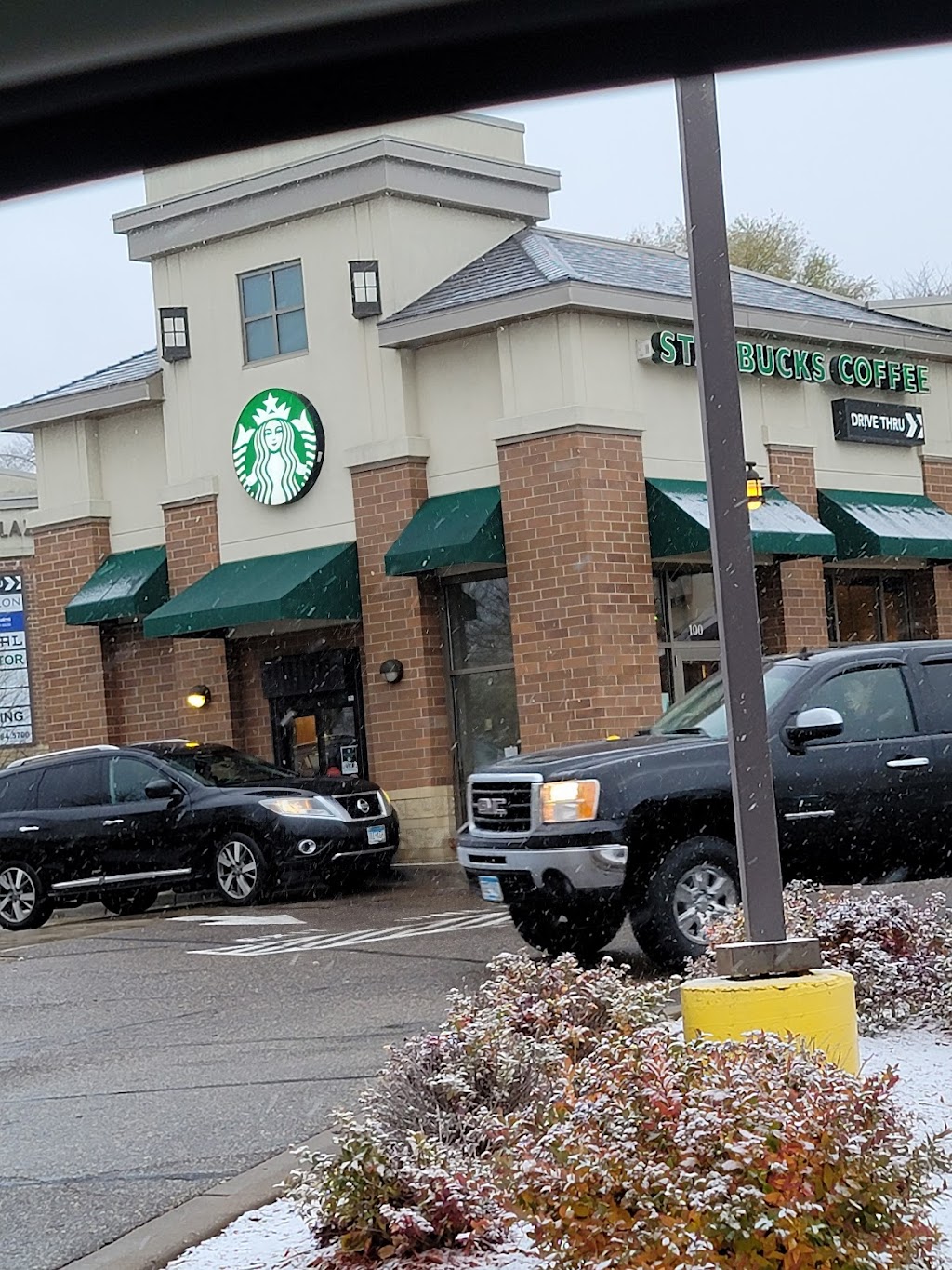 Starbucks | 9920 Foley Blvd NW #102A, Coon Rapids, MN 55448, USA | Phone: (763) 783-3412