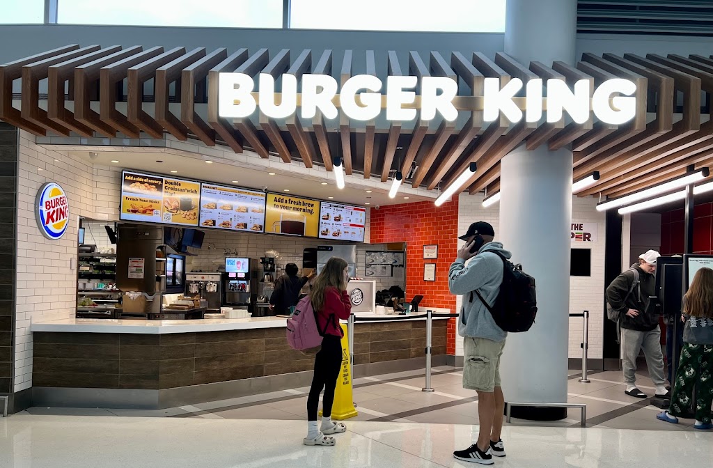 Burger King | OHare International Airport, International Terminal 5, Concourse M Gate M7, Chicago, IL 60666, USA | Phone: (847) 903-0350