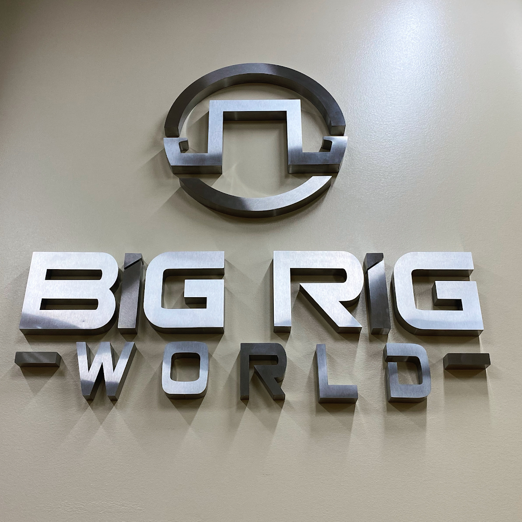 Big Rig World | 2545 Elmwood Dr, Hubbard, OH 44425, USA | Phone: (855) 274-8401