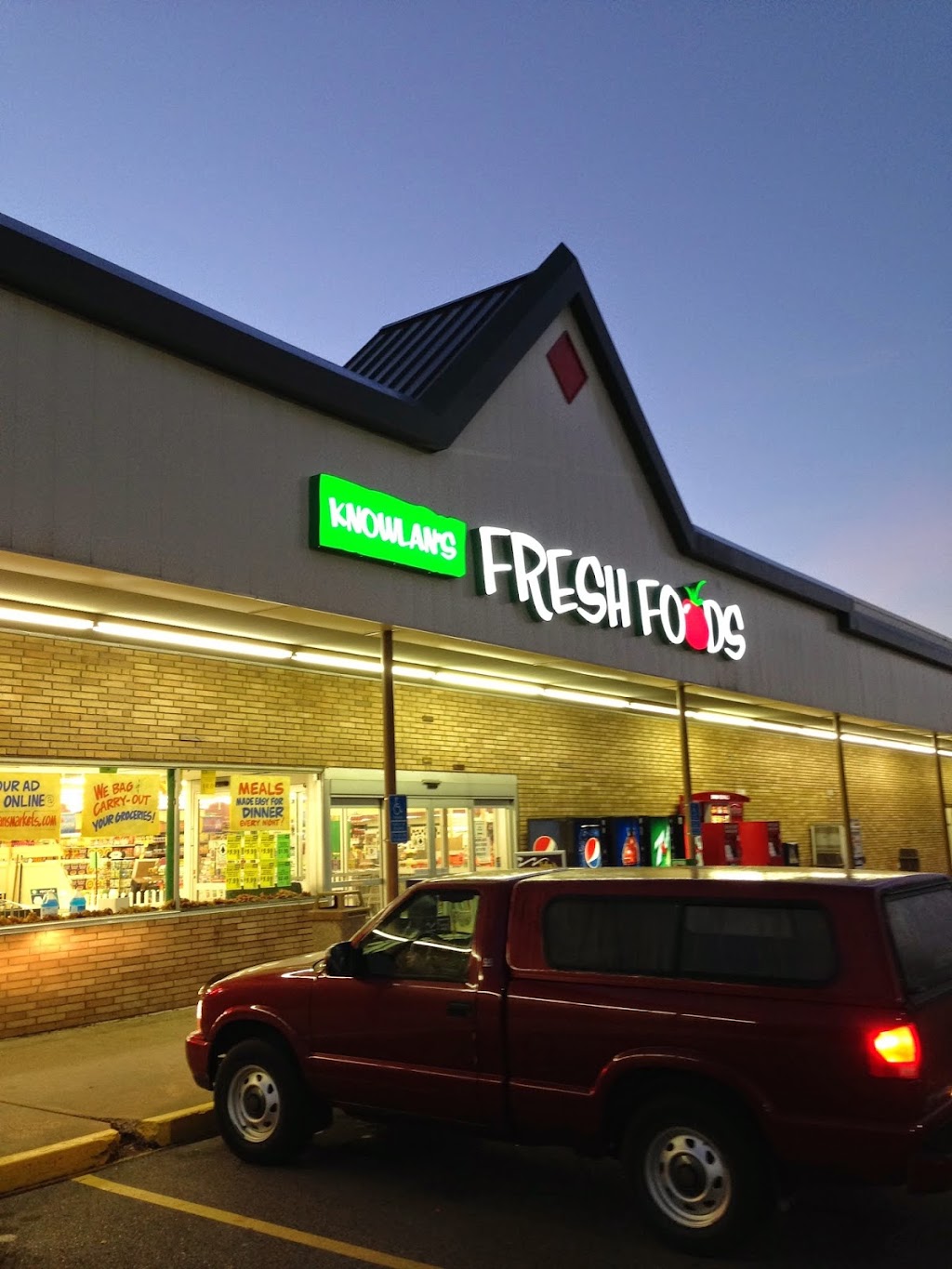 Knowlans Fresh Foods | 225 13th Ave S, South St Paul, MN 55075, USA | Phone: (651) 455-9332