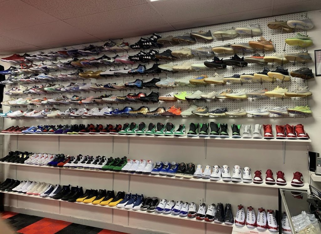 Sneakers Inc. | 3704 Lorna Rd, Hoover, AL 35216 | Phone: (205) 407-4822