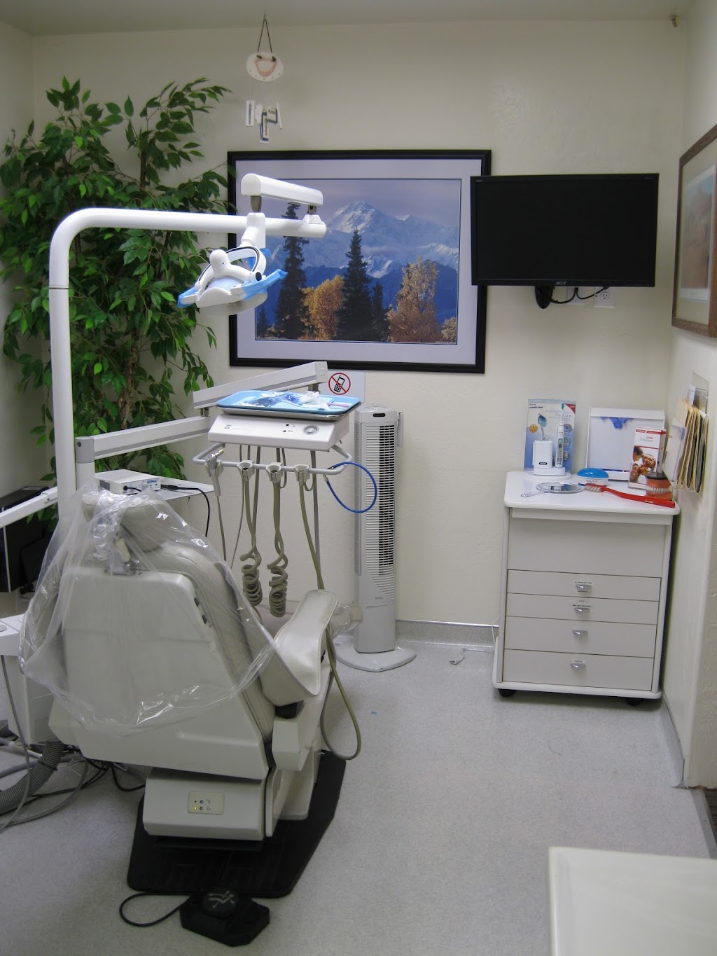 Professionals In Dentistry, LLC: Ryan D. Baros, D.D.S. | 513 Kiva Rd, Colorado Springs, CO 80911, USA | Phone: (719) 392-5300