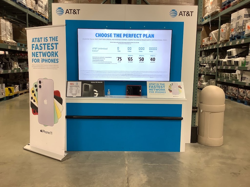 AT&T Store | 820 Market St, Westminster, MD 21157, USA | Phone: (866) 415-7462