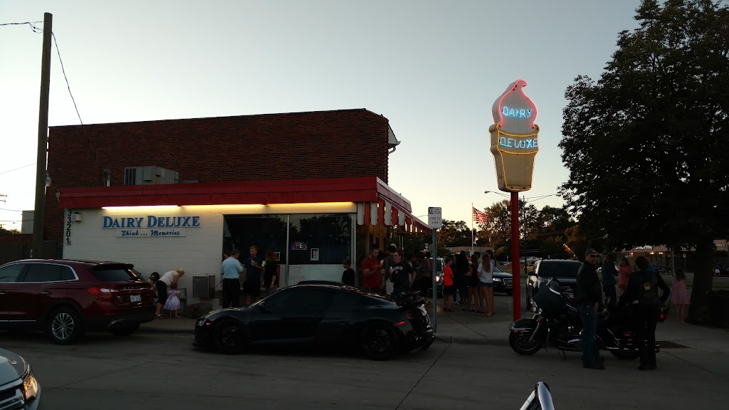 Dairy Deluxe | 33201 Woodward Ave, Birmingham, MI 48009, USA | Phone: (248) 646-1810