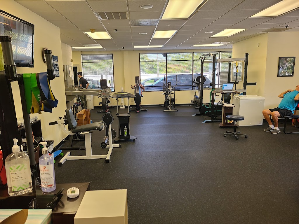 Gulf Shore Physical Therapy Center | 5899 Whitfield Ave # 100, Sarasota, FL 34243, USA | Phone: (941) 355-5565