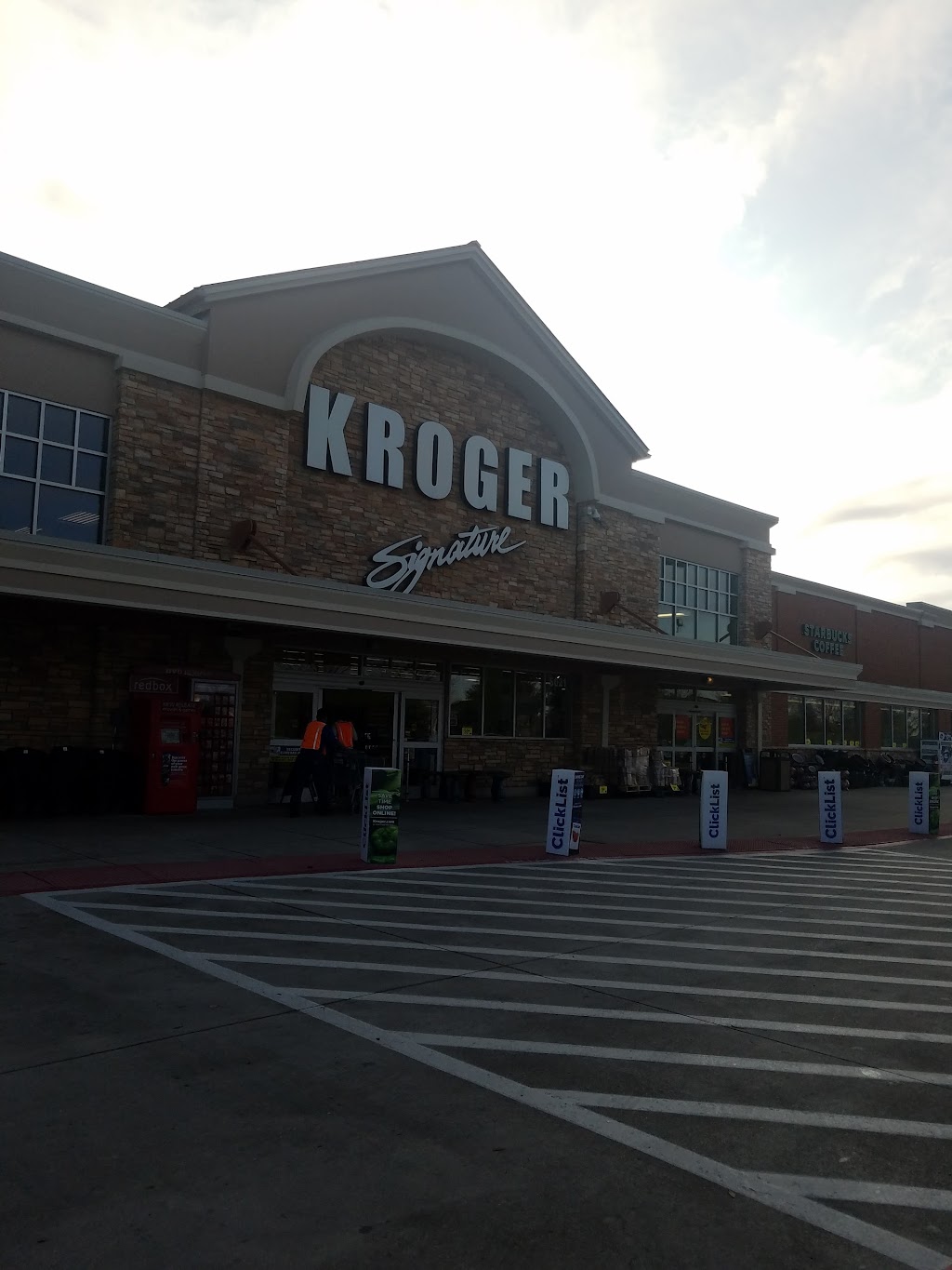 Kroger Floral Department | 5021 Teasley Ln, Denton, TX 76210, USA | Phone: (940) 380-4100