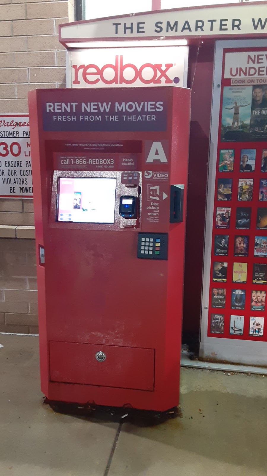 Redbox | 603 W Pine St, Baraboo, WI 53913, USA | Phone: (866) 733-2693