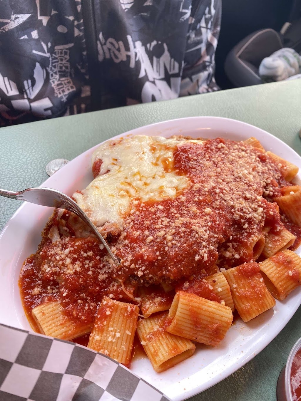 PaPa GeGes Italian Villa | 440 Boardman Poland Rd, Youngstown, OH 44512, USA | Phone: (330) 758-0000