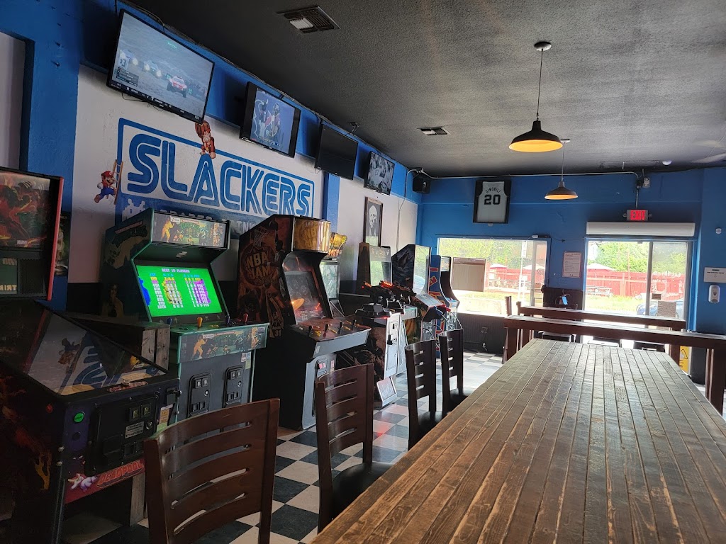 Slackers Bar | 2719 N St Marys St, San Antonio, TX 78212, USA | Phone: (210) 236-8357