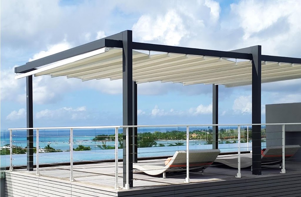 Retractable Awnings - Best Retractable Awnings | 1430 Cottonwood Cir, Weston, FL 33326 | Phone: (954) 761-3322