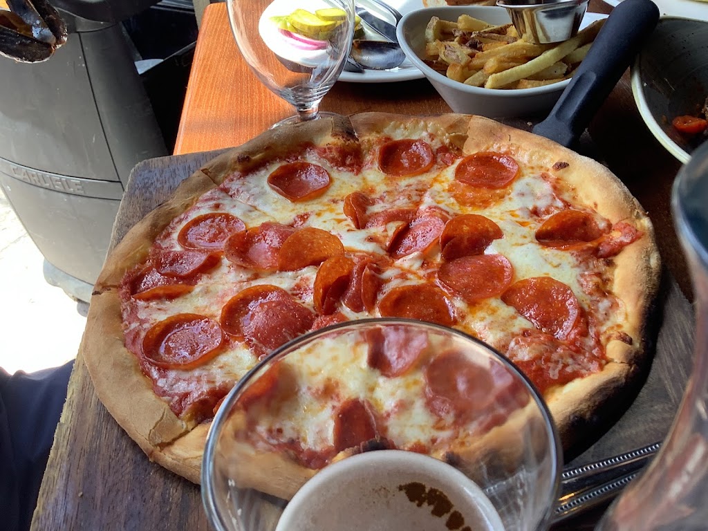 B2 Bistro + Bar | 230 Washington Pl, North Brunswick Township, NJ 08902, USA | Phone: (732) 297-3803