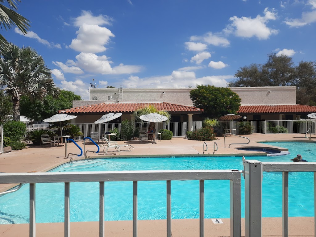 La Hacienda RV Resort | 1797 W 28th Ave, Apache Junction, AZ 85120, USA | Phone: (480) 982-2808