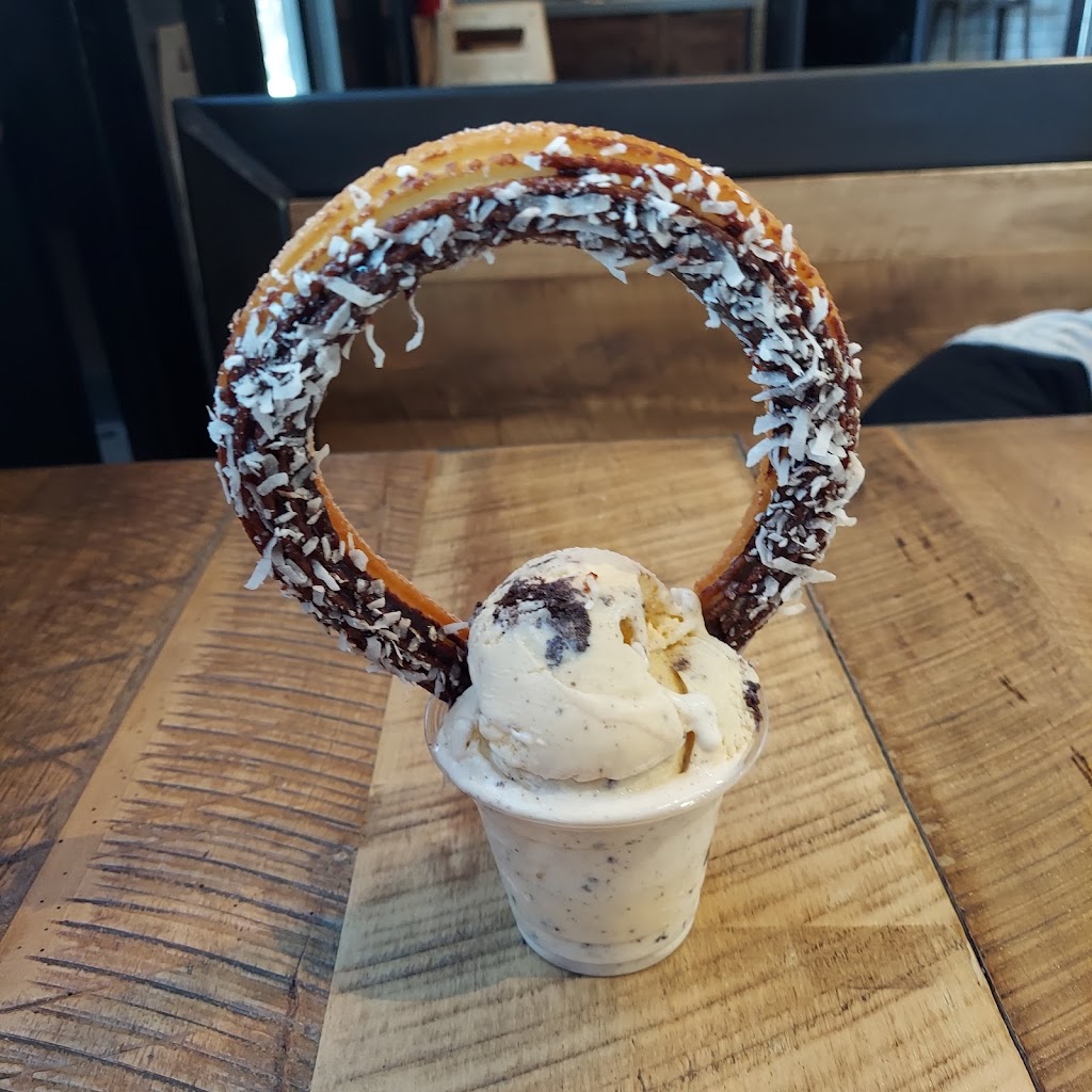 HICCUPS & CHURROHOLIC | 5626 W Bell Rd A-103, Glendale, AZ 85308, USA | Phone: (602) 675-3838