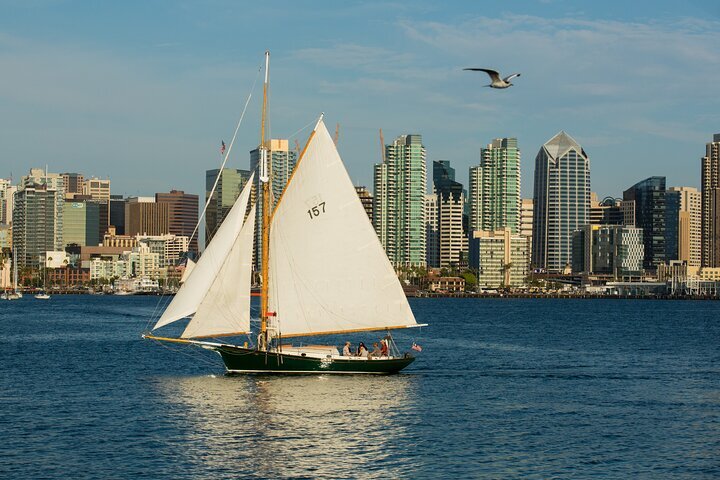 San Diego Sailing Tours | 1450 Harbor Island Dr #206, San Diego, CA 92101, USA | Phone: (619) 786-0173