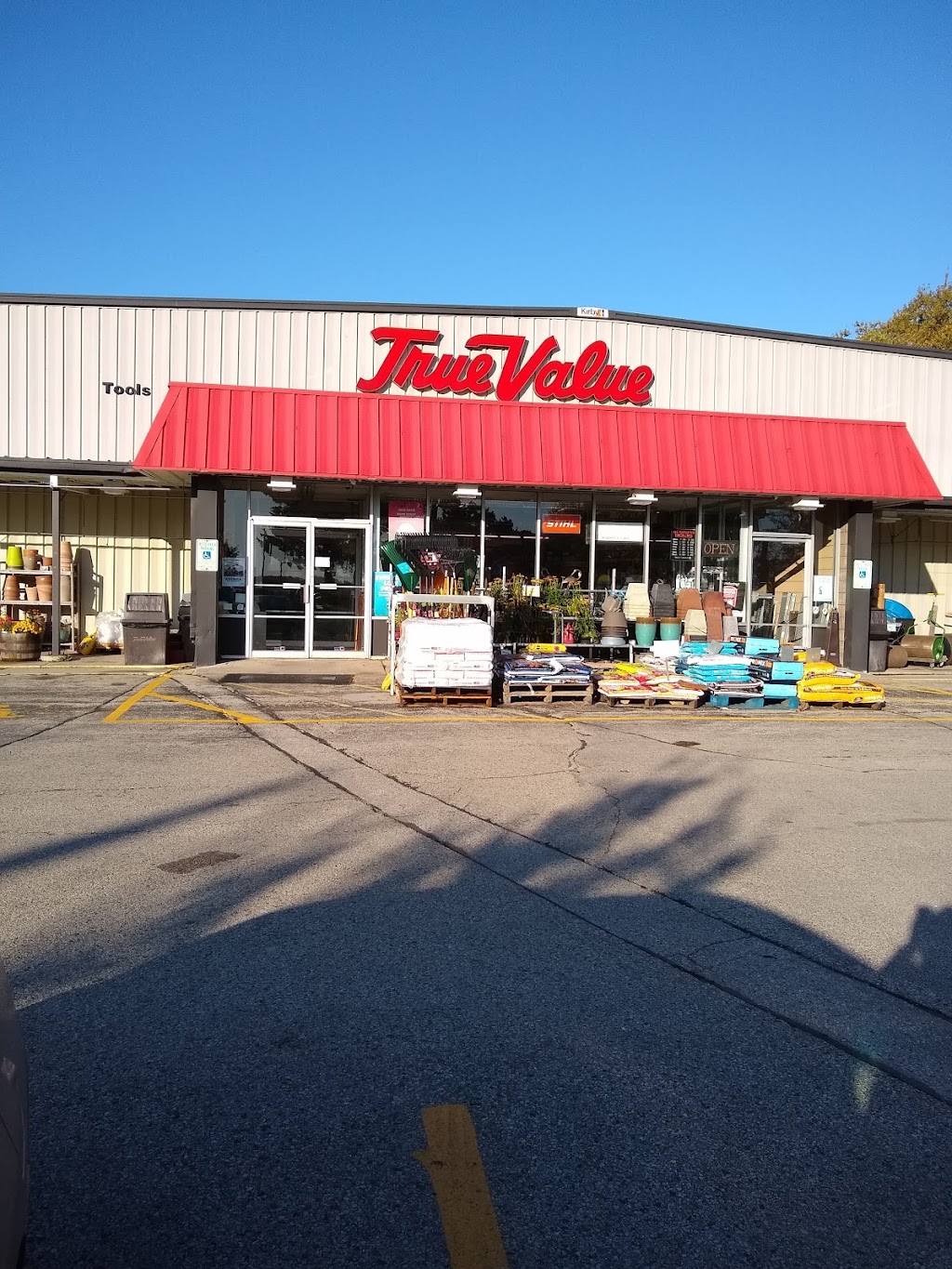 Drews True Value Hardware | 1629 N Wisconsin St, Port Washington, WI 53074 | Phone: (262) 284-3484