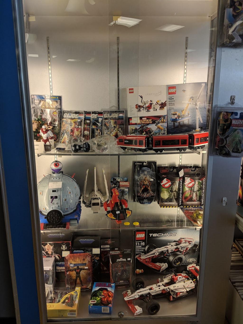 Outer Limits Comics | 209 S Royal Oaks Blvd #116, Franklin, TN 37064, USA | Phone: (615) 790-2392