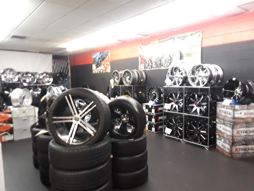 Rent-A-Tire Custom Wheels & Tires in Farmers Branch, TX | 12825 Josey Ln, Dallas, TX 75234, USA | Phone: (972) 243-4961