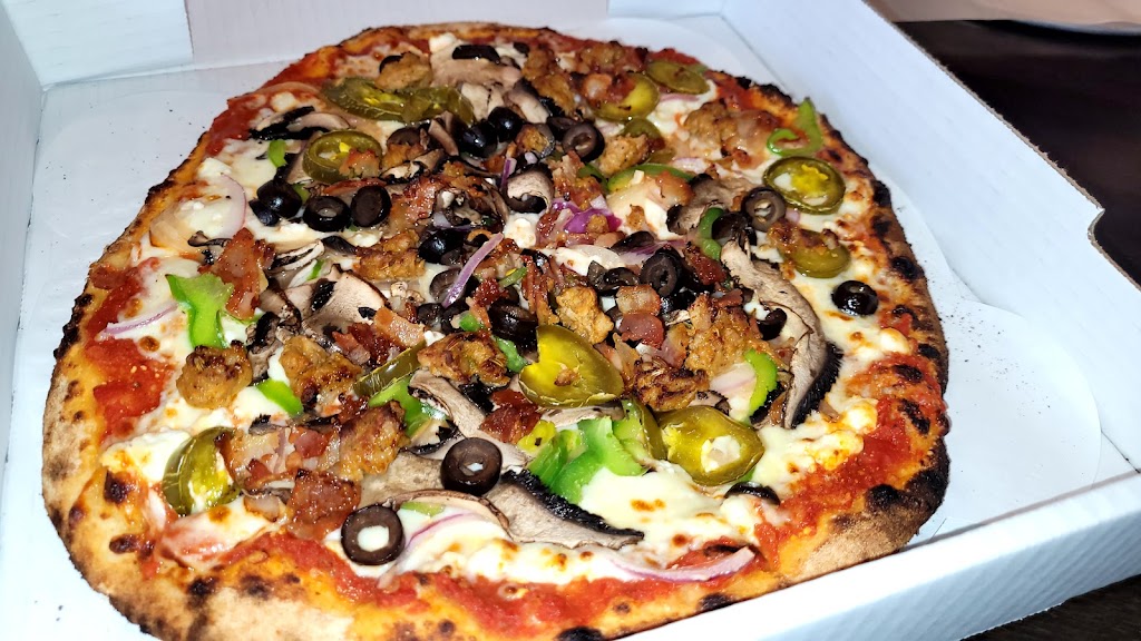 Spicy Slices | 30750 Beck Rd, Novi, MI 48377, USA | Phone: (248) 859-4129