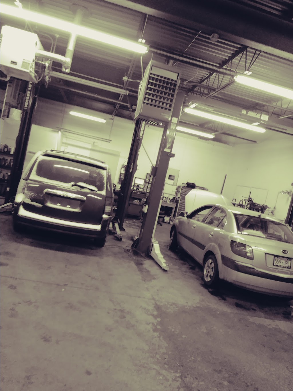 Mikes Auto Service | 8811 E Research Center Rd, New Hope, MN 55428, USA | Phone: (763) 535-6288