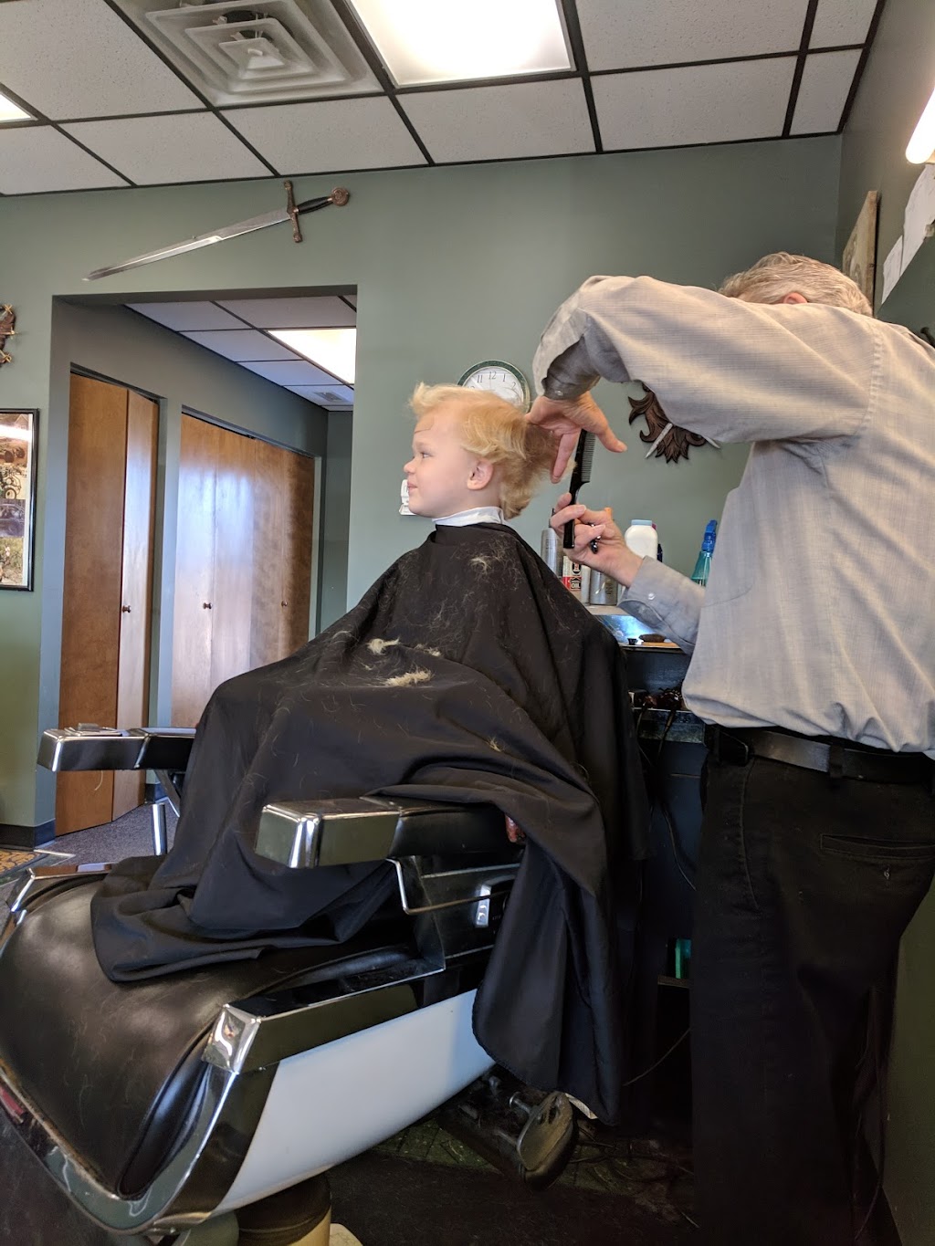 Excalibur Barber Shop | 109 S Ann Arbor St #1320, Saline, MI 48176, USA | Phone: (734) 429-4600