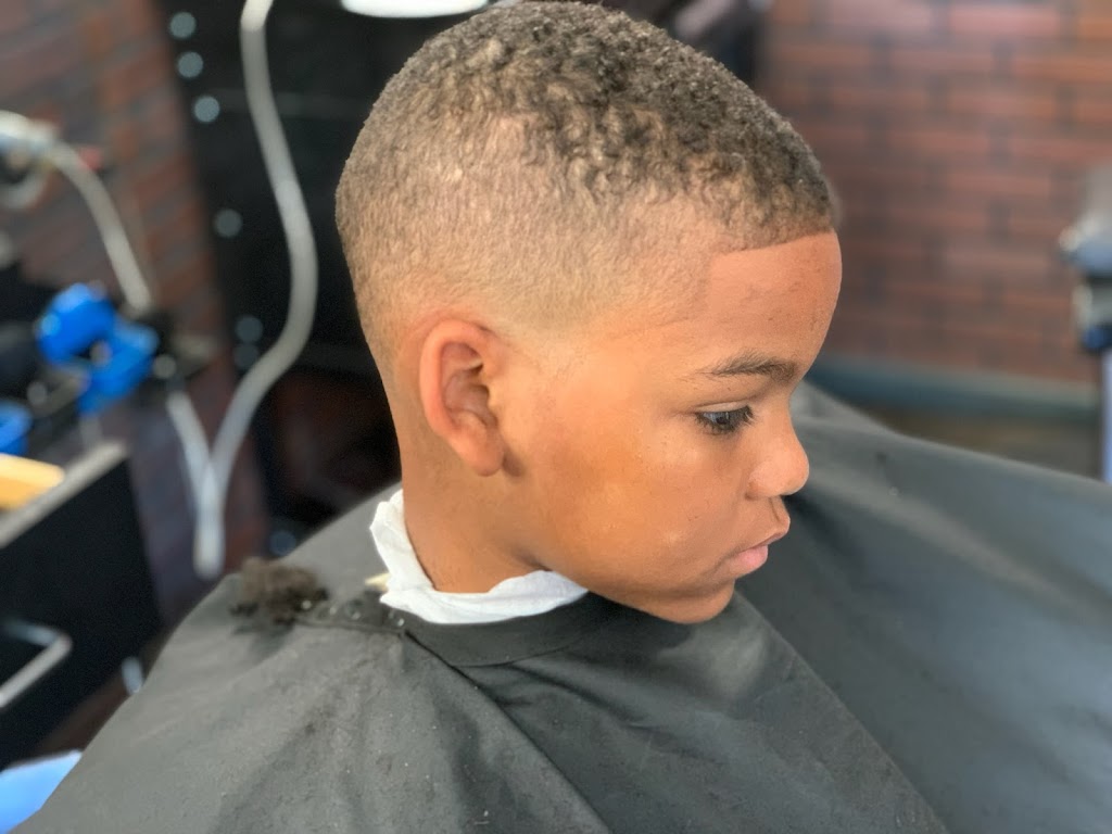 ManCave BarberShop | 989 Smith Ave S, West St Paul, MN 55118 | Phone: (651) 318-4993