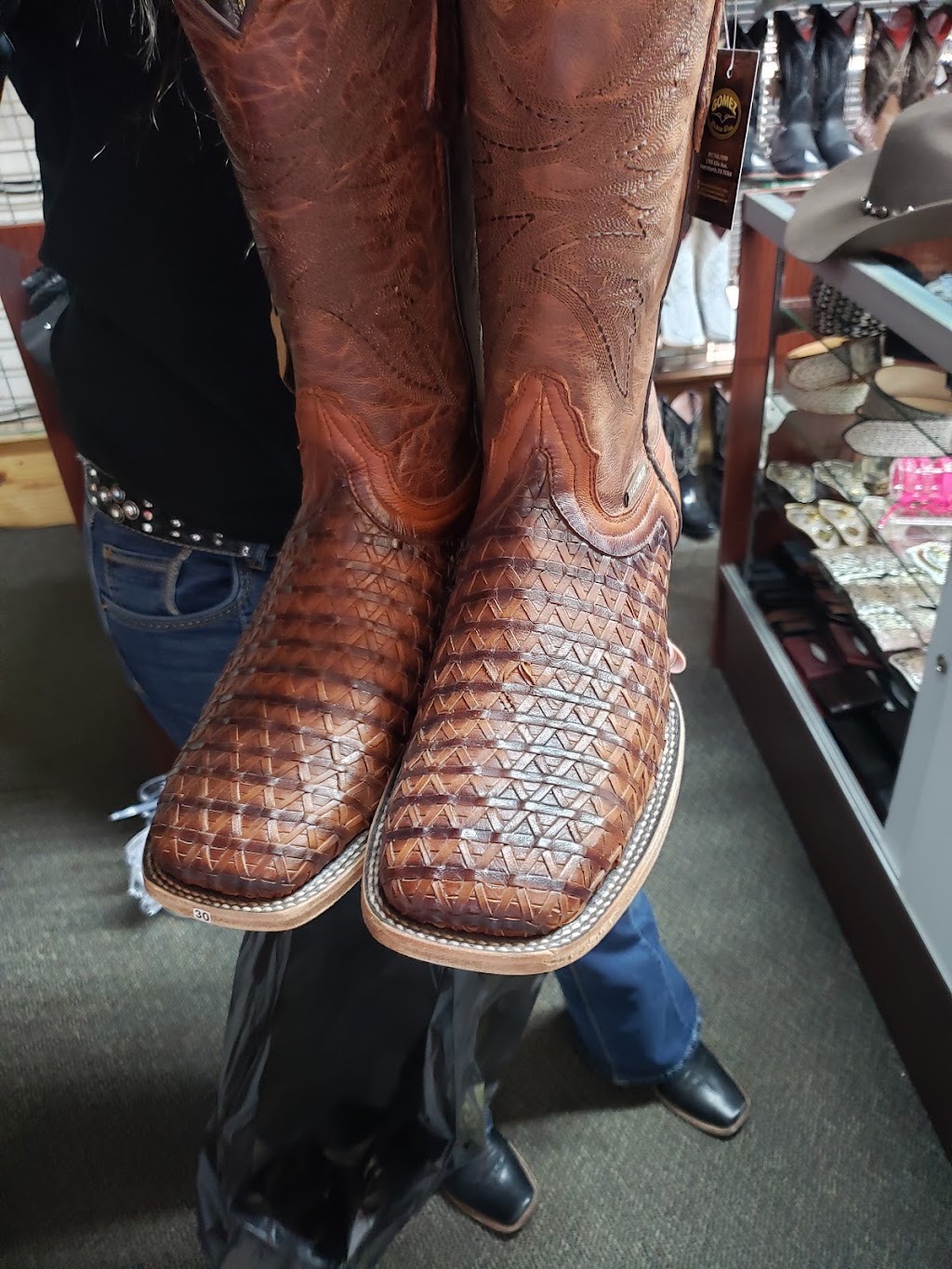 Gomez Western Wear | 2309 Haltom Rd, Haltom City, TX 76117, USA | Phone: (817) 740-7999