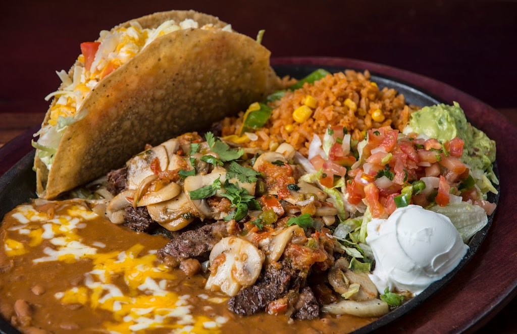 K-Machos Mexican Grill and Cantina | 1229 E Santa Fe St, Olathe, KS 66062, USA | Phone: (913) 768-7777