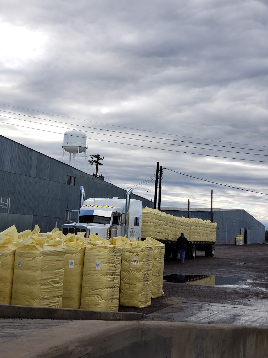 Federal Compress & Warehouse | 3110 E Milligan Rd, Eloy, AZ 85131, USA | Phone: (520) 466-7000