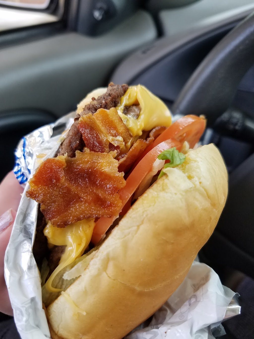 Sonic Drive-In | 815 N Telegraph Rd, Monroe, MI 48162, USA | Phone: (734) 731-5559