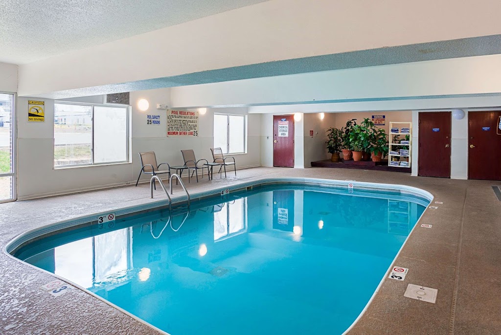 Comfort Inn Lincoln I-80 | 1010 W Bond St, Lincoln, NE 68521, USA | Phone: (402) 858-0610