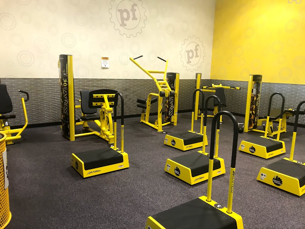 Planet Fitness | 2880 W Maple Rd, Troy, MI 48084, USA | Phone: (248) 712-6672