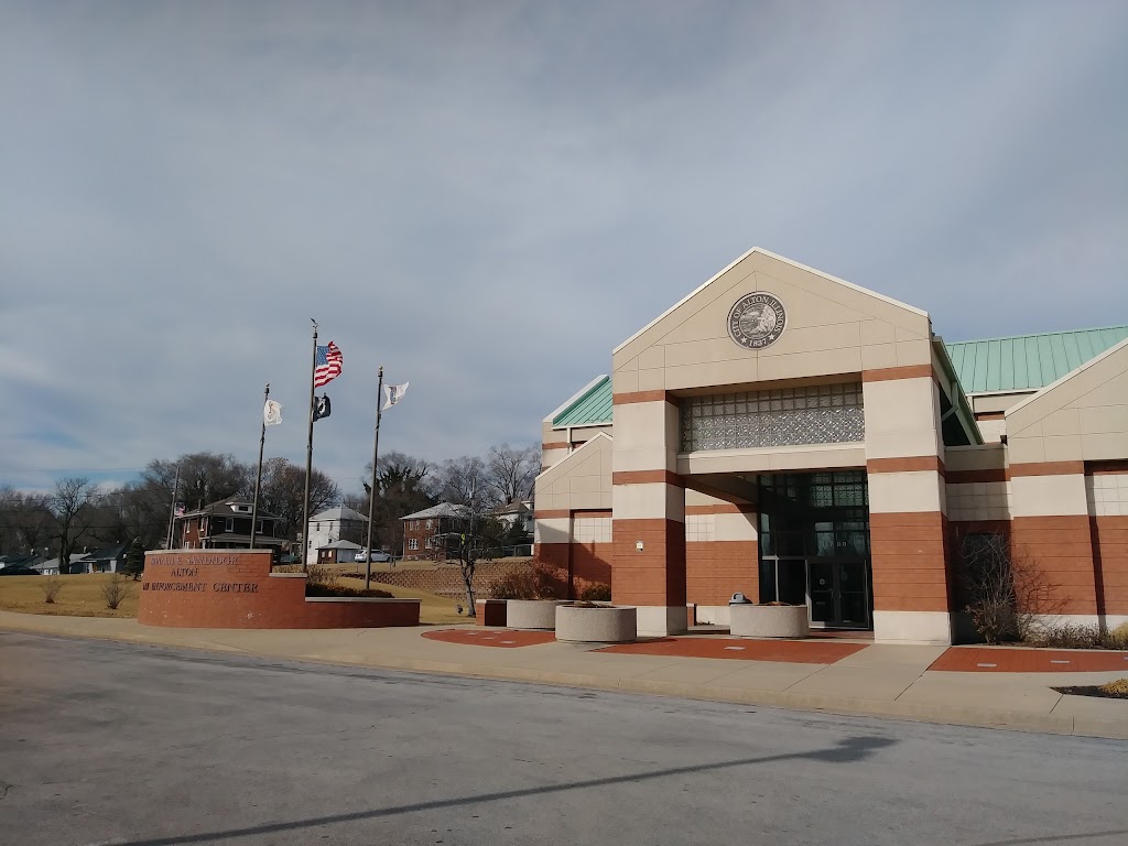 Alton Police Department | 1700 E Broadway, Alton, IL 62002, USA | Phone: (618) 463-3505