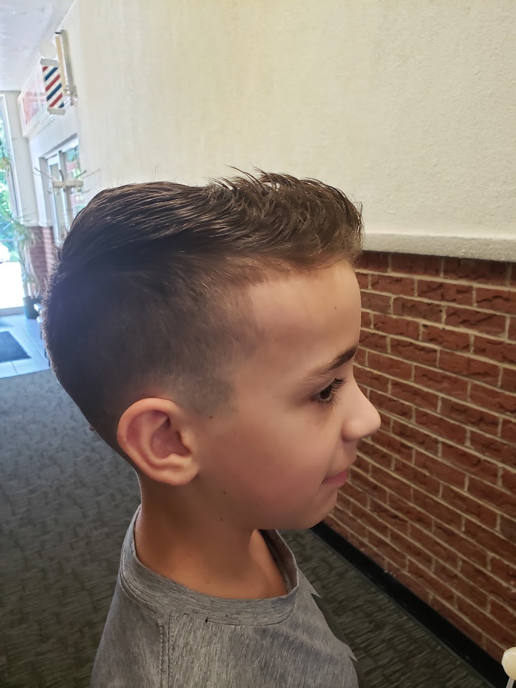 Portage Lakes Barber & Styling | 503 Portage Lakes Drive E, Akron, OH 44319, USA | Phone: (330) 644-3293