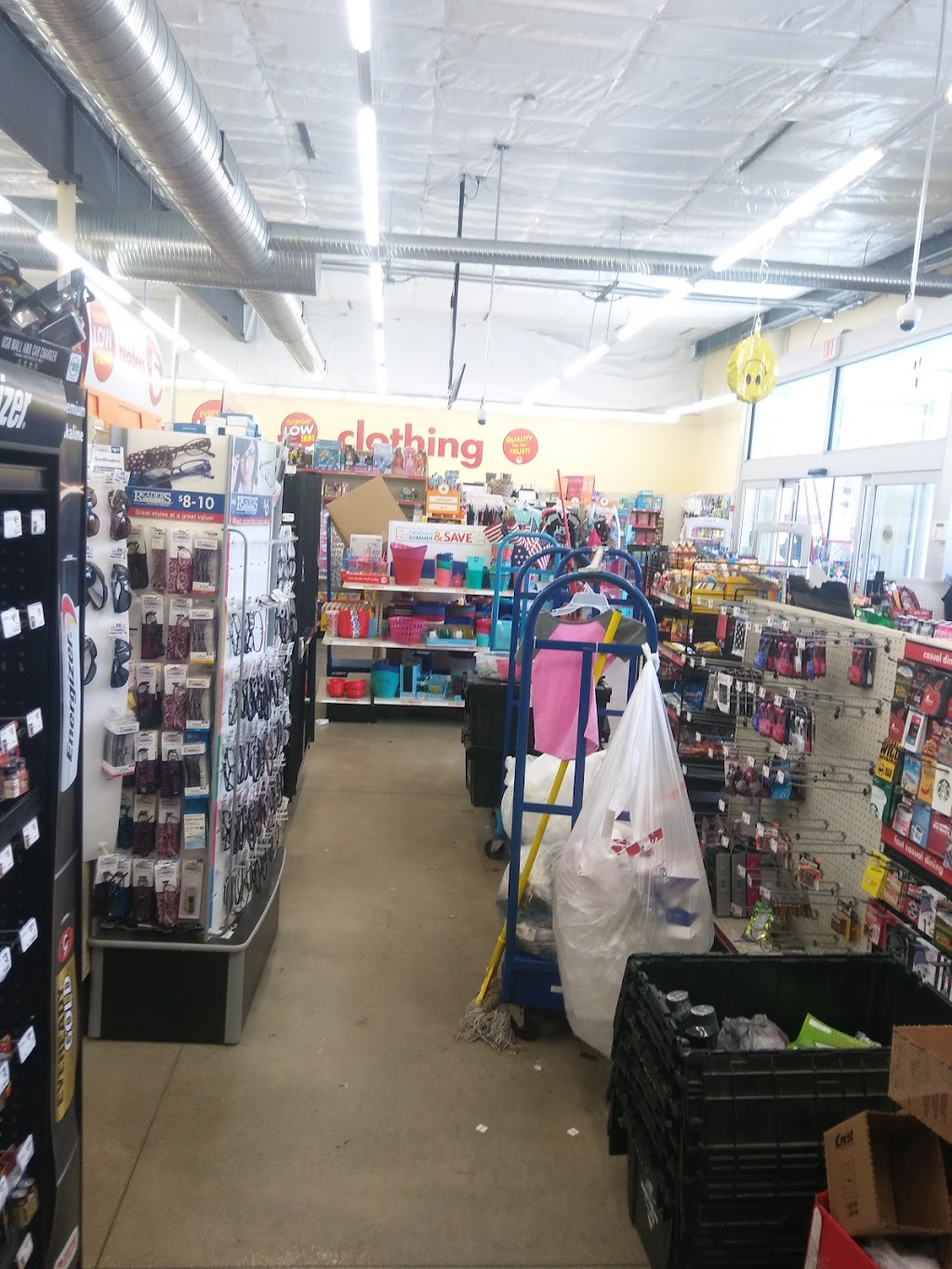 Family Dollar | 25061 Rockside Rd, Bedford Heights, OH 44146, USA | Phone: (440) 201-1437