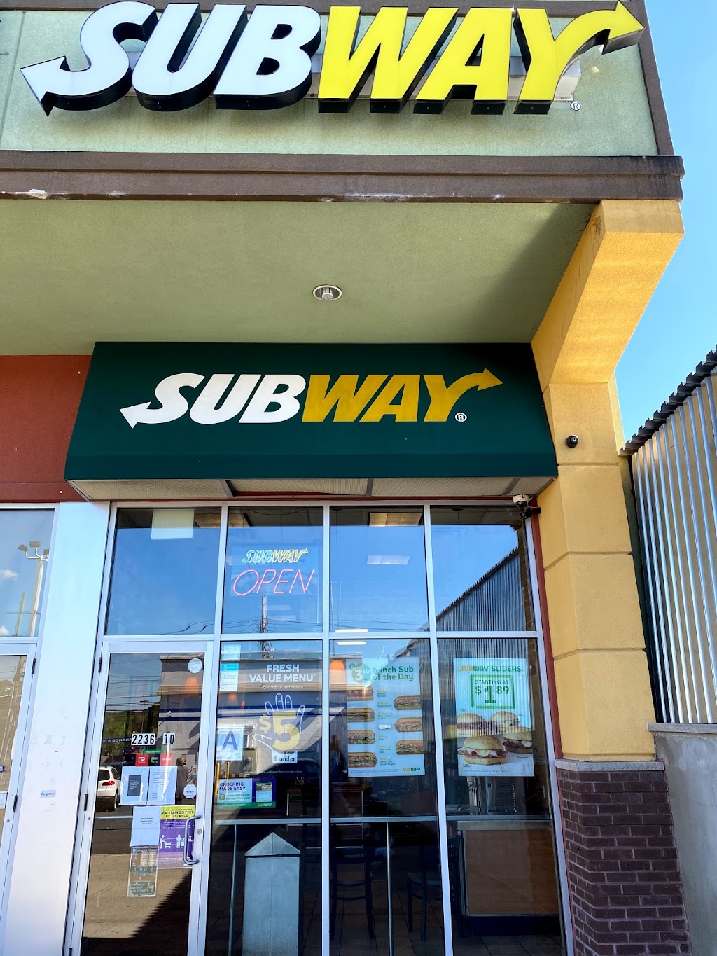 Subway | 2236 Forest Ave, Staten Island, NY 10303, USA | Phone: (718) 727-5222