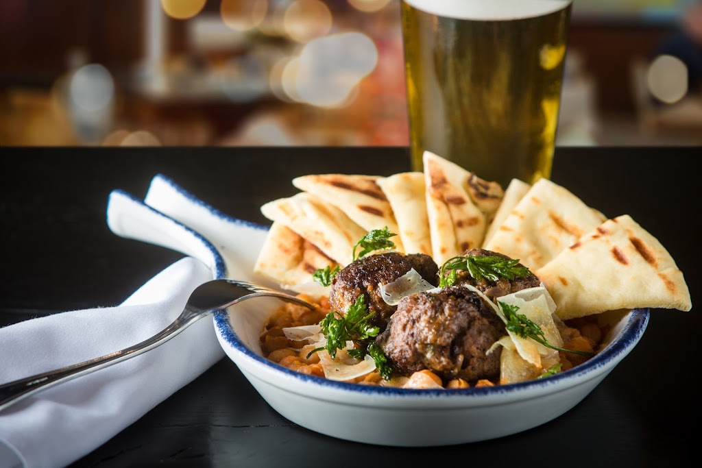 Bar Traza | 2100 Costa Del Mar Rd, Carlsbad, CA 92009, USA | Phone: (760) 930-7058