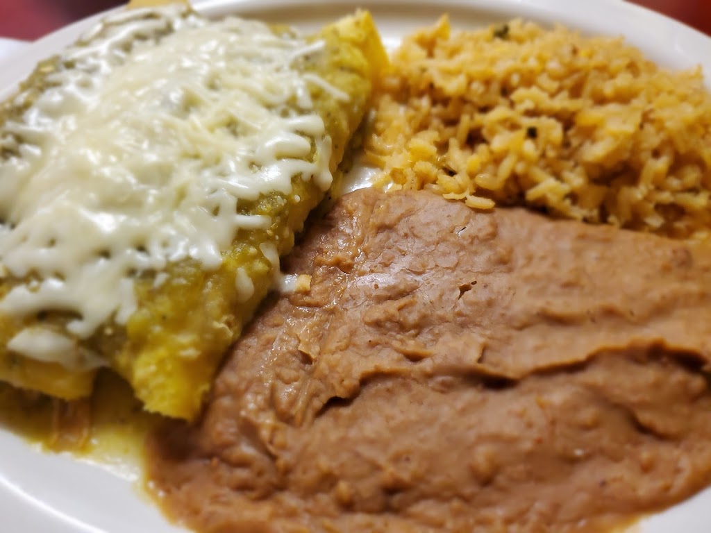 Alondras Mexican Restaurant | 579 FM 1346, La Vernia, TX 78121, USA | Phone: (830) 779-1019