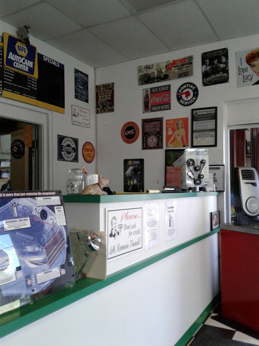 Bobs Auto Repair | 37959 FL-54, Zephyrhills, FL 33542, USA | Phone: (813) 779-2277