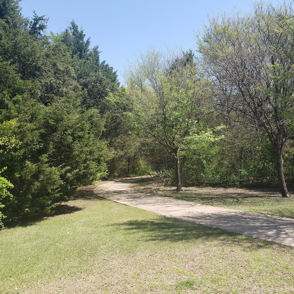 Greenville Heights Park | 1310 Shelborn Dr, Allen, TX 75002, USA | Phone: (214) 509-4700