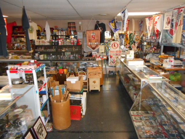 Rediscover Antiques & Collectibles | 9912 S Broadway St, St. Louis, MO 63125, USA | Phone: (314) 226-9427
