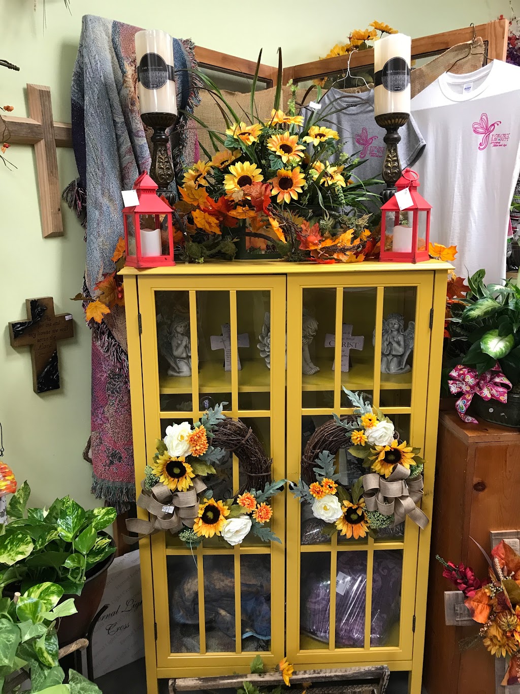 Forget-Me-Not Flower & Gifts | 1054 1st St NW, Childersburg, AL 35044, USA | Phone: (256) 378-5480