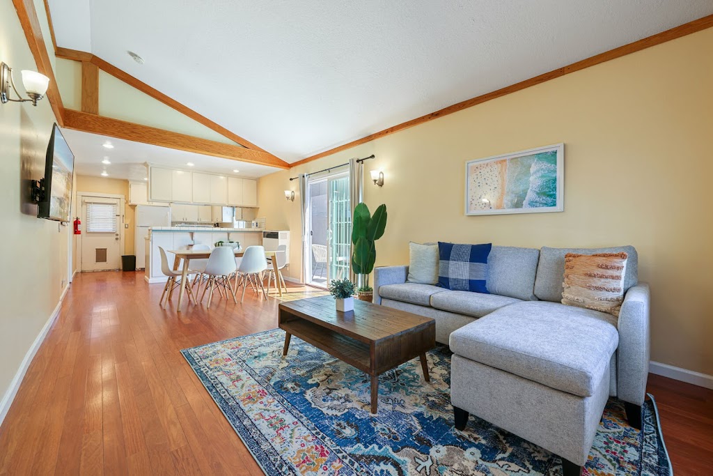 Vacation Rentals by Kimberly | 145 21st St, Del Mar, CA 92014, USA | Phone: (858) 876-8914