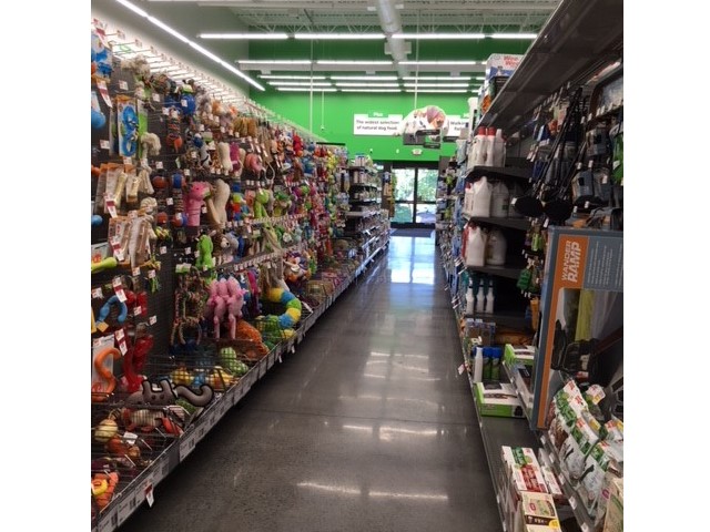 Pet Supplies Plus Burnsville | 1353 W 141st St, Burnsville, MN 55337, USA | Phone: (952) 892-1090