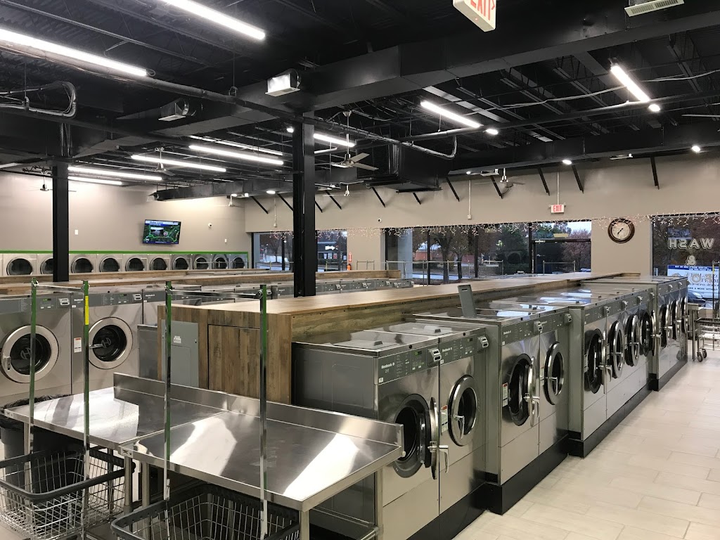 Clear Bubble laundromat | 14140 Minnieville Rd, Dale City, VA 22193, USA | Phone: (571) 285-4394