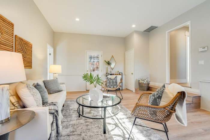 Ready, Set, Sell, Home Staging | 1919 Monterey Hwy Suite 20, San Jose, CA 95112, USA | Phone: (408) 849-3379