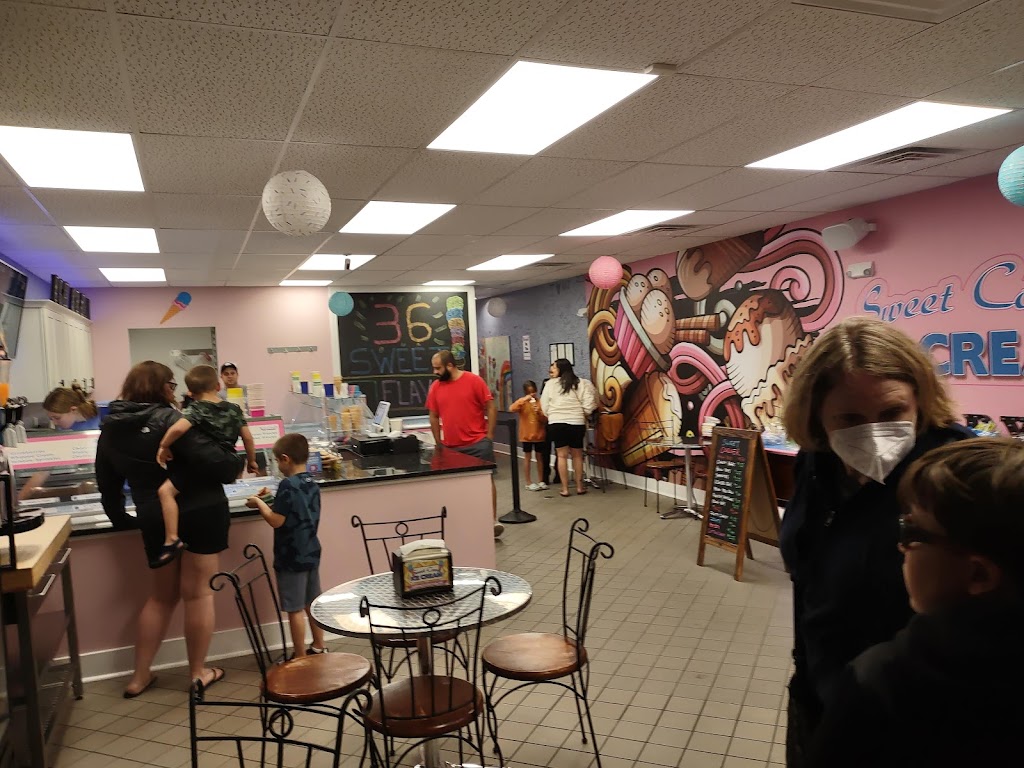 Sweet Corner Ice Cream | 4919 60th St, Kenosha, WI 53144, USA | Phone: (262) 764-1115