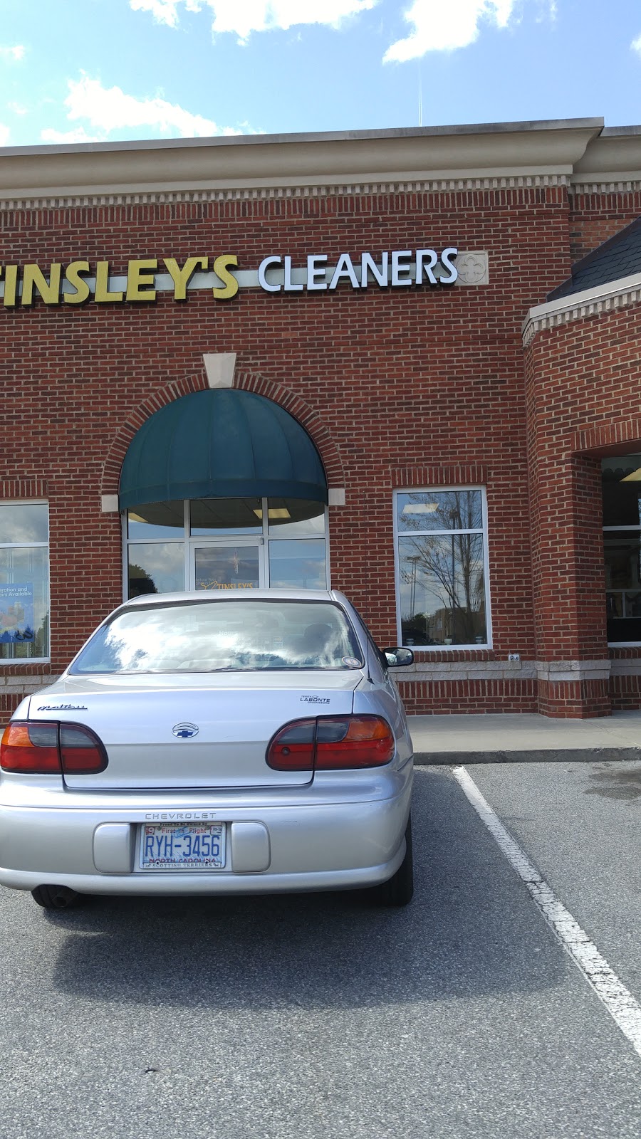 Tinsleys Cleaners | 1573 New Garden Rd # A, Greensboro, NC 27410 | Phone: (336) 632-1299