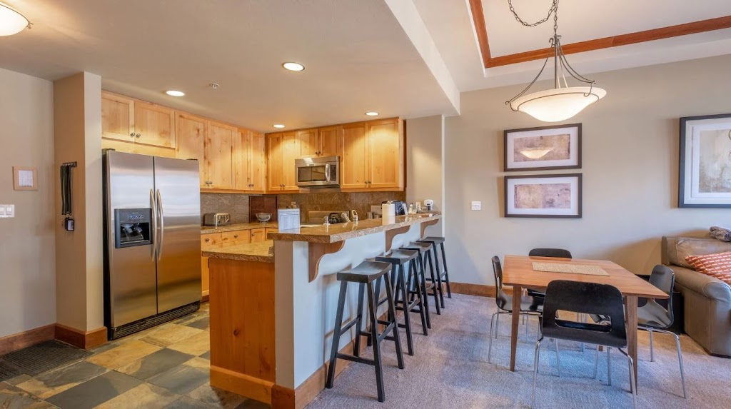 Tahoe Signature Properties | 12315 Deerfield Dr #7, Truckee, CA 96161, USA | Phone: (530) 562-4242