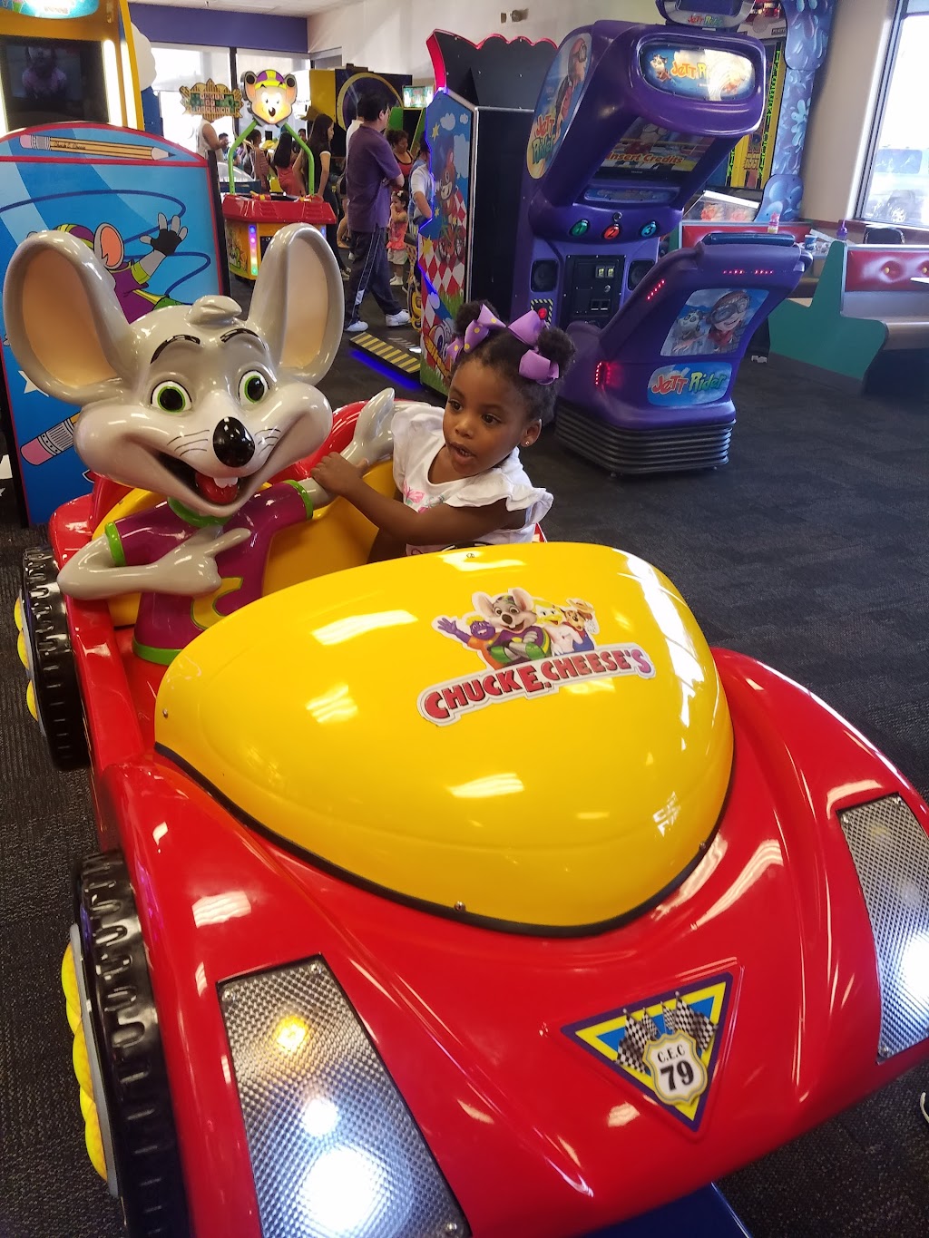 Chuck E. Cheese | 5089 E Florence Ave, Bell, CA 90201, USA | Phone: (323) 562-3035